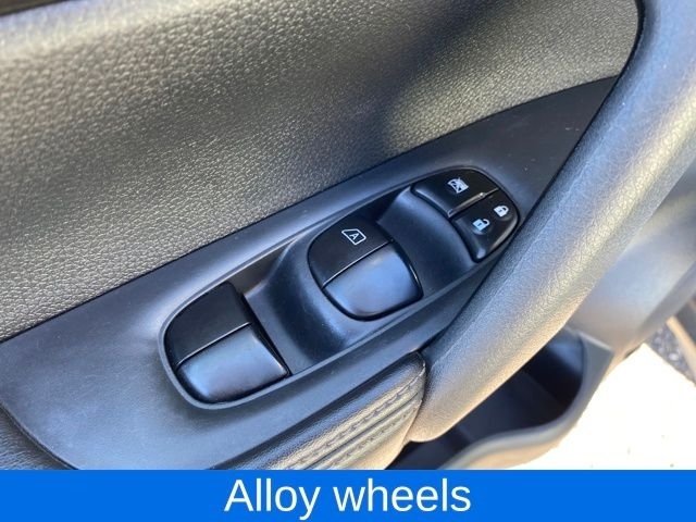 Nissan Rogue S AWD 2020