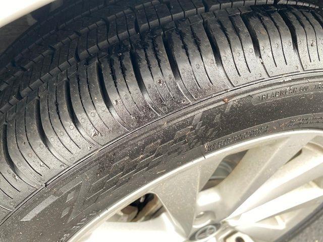 Toyota Camry SE 2023