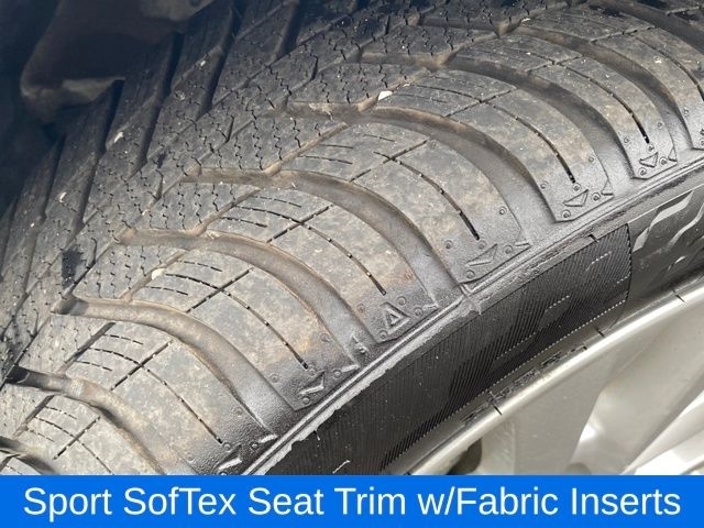 Toyota Camry SE 2023