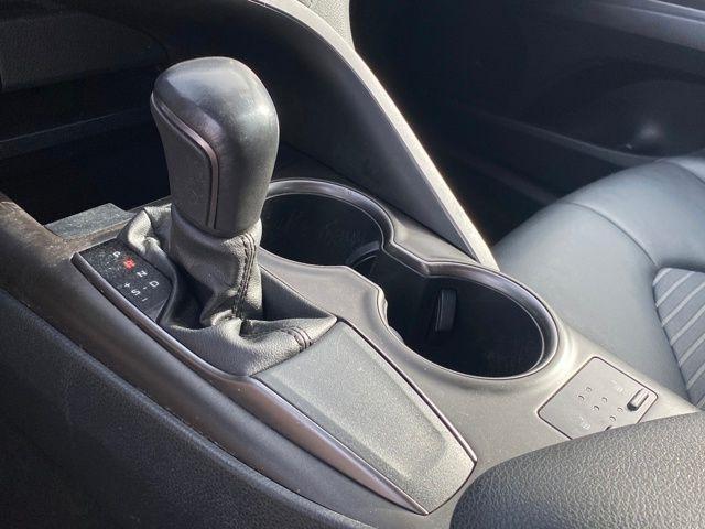 Toyota Camry SE 2023