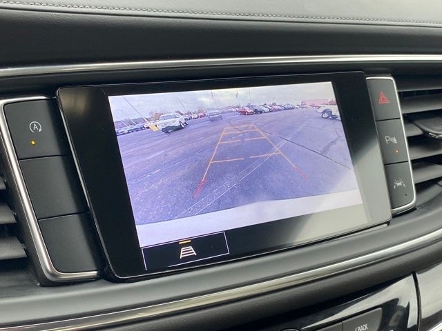 Buick Enclave Essence FWD 2024