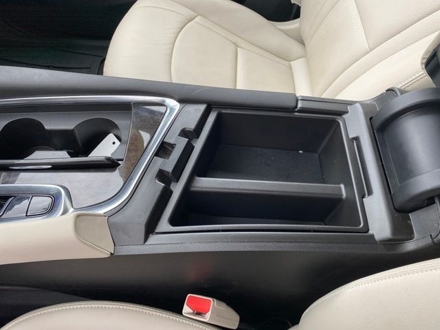 Buick Enclave Essence FWD 2024