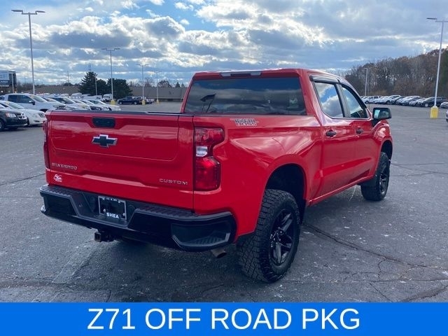 Chevrolet Silverado 1500 Trail Boss Custom Crew Cab 4WD 2023