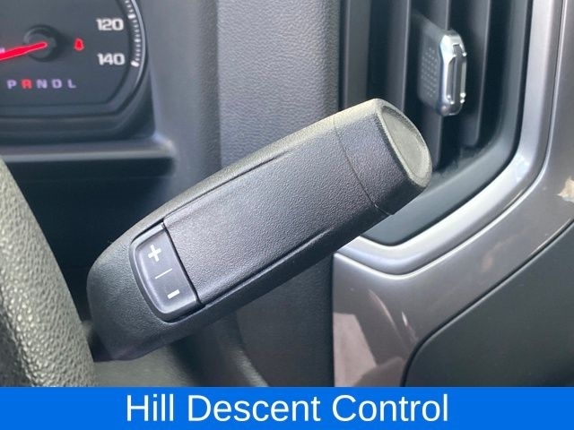 Chevrolet Silverado 1500 Trail Boss Custom Crew Cab 4WD 2023