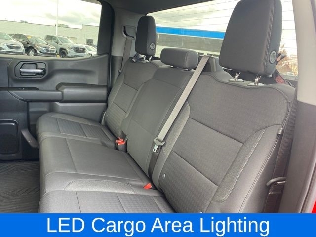 Chevrolet Silverado 1500 Trail Boss Custom Crew Cab 4WD 2023