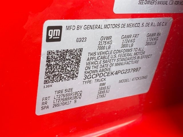 Chevrolet Silverado 1500 Trail Boss Custom Crew Cab 4WD 2023