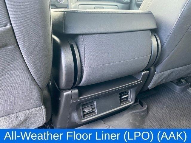 Chevrolet Silverado 1500 Trail Boss Custom Crew Cab 4WD 2023