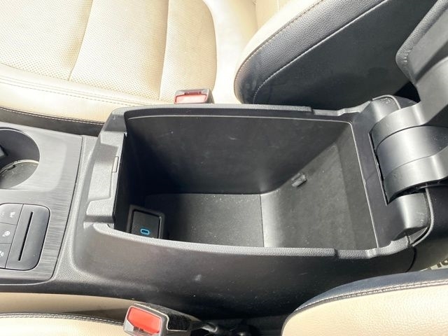 Ford Escape Hybrid Titanium AWD 2020