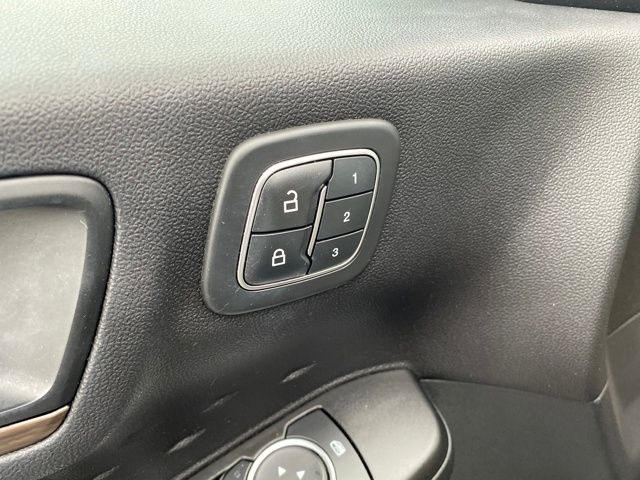 Ford Escape Hybrid Titanium AWD 2020