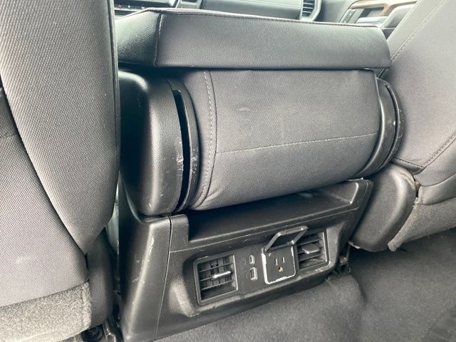 Chevrolet Silverado 1500 LT Crew Cab 4WD 2023