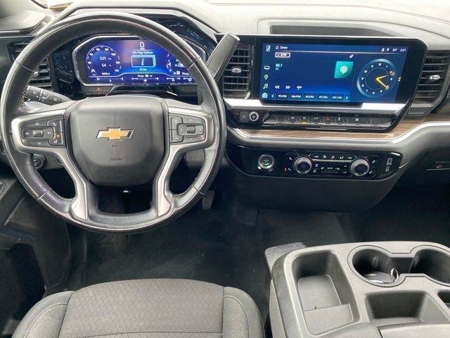 Chevrolet Silverado 1500 LT Crew Cab 4WD 2023