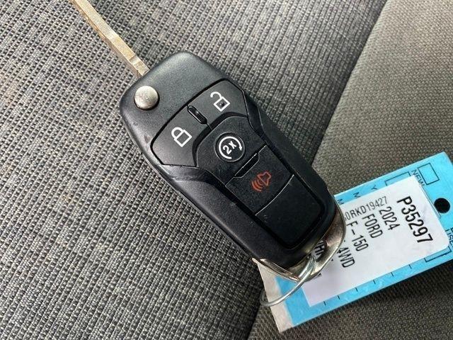 Ford F-150 XLT SuperCrew 4WD 2024