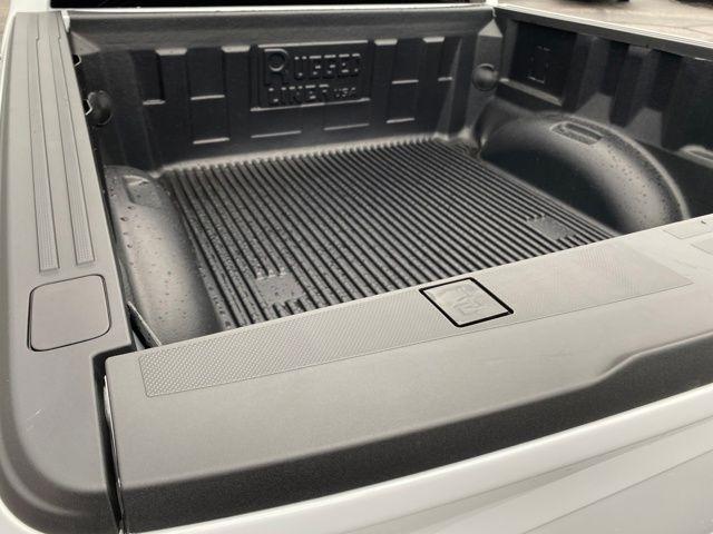 Ford F-150 XLT SuperCrew 4WD 2024