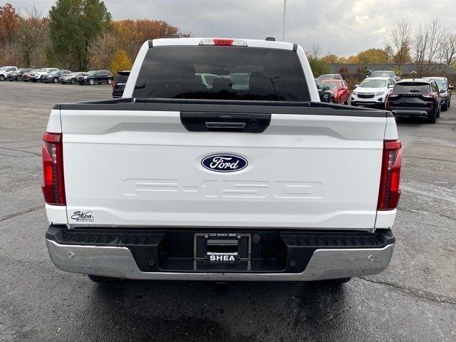Ford F-150 XLT SuperCrew 4WD 2024