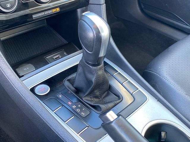 Volkswagen Passat Highline 2022