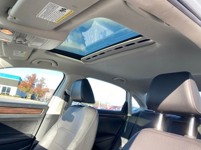 Volkswagen Passat Highline 2022