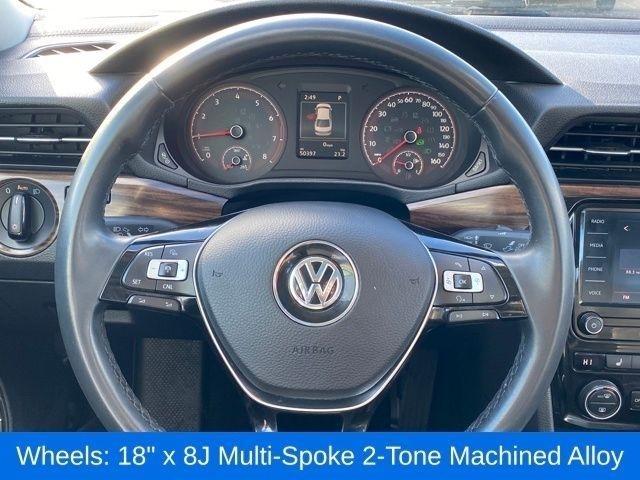 Volkswagen Passat Highline 2022