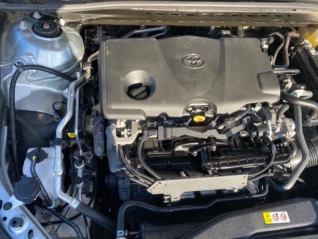 Toyota Camry SE 2023