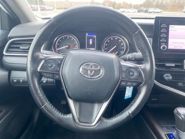 Toyota Camry SE 2022