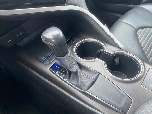 Toyota Camry SE 2022