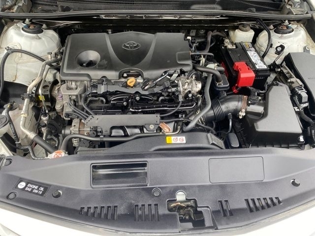 Toyota Camry SE 2022