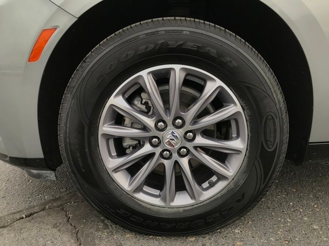 Buick Enclave Essence FWD 2023