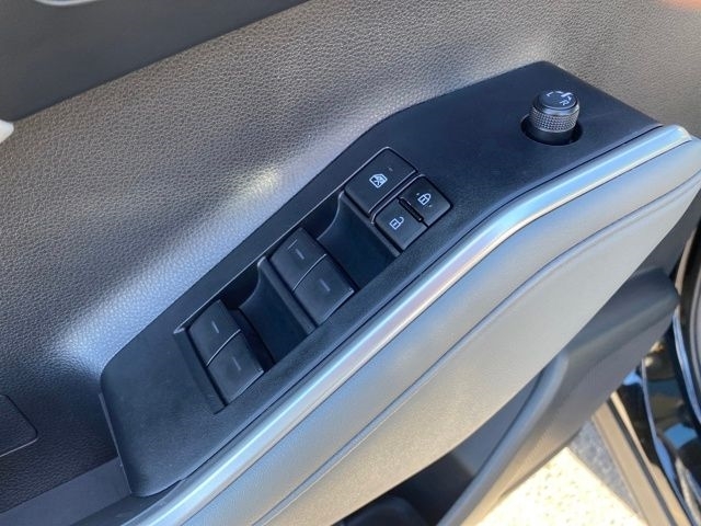 Toyota Highlander Limited AWD 2024