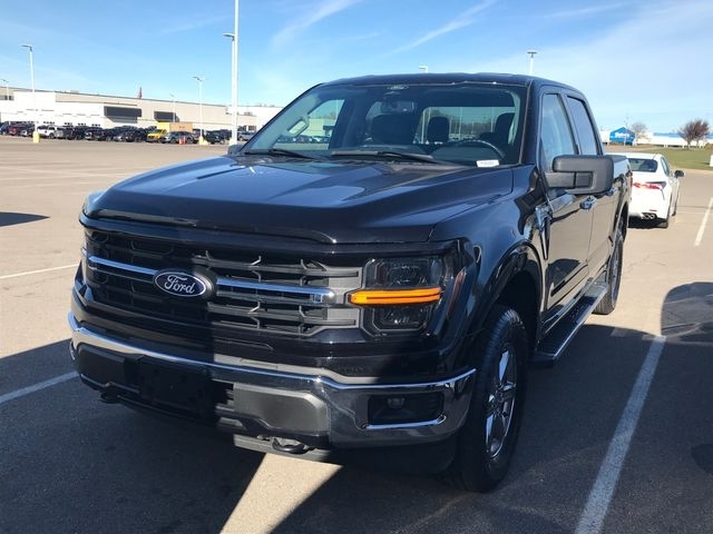 Ford F-150 XLT SuperCrew 4WD 2024