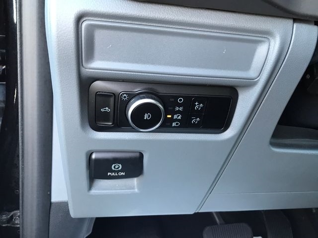 Ford F-150 XLT SuperCrew 4WD 2024