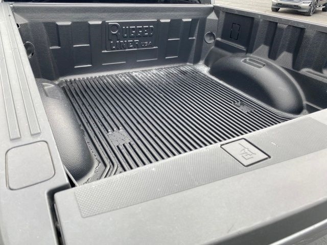 Ford F-150 XLT SuperCrew 4WD 2024