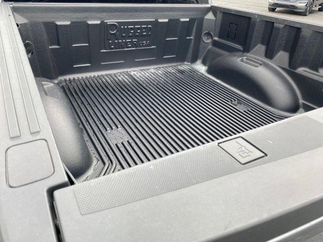 Ford F-150 XLT SuperCrew 4WD 2024