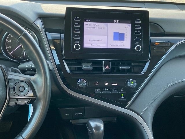 Toyota Camry SE 2023