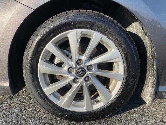 Toyota Camry SE 2023