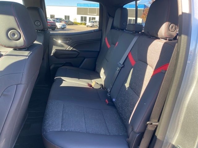 Chevrolet Colorado Z71 Crew Cab 4WD 2024