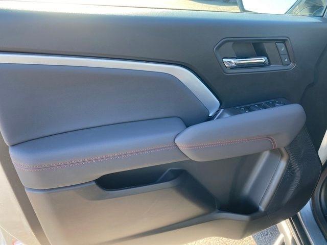 Chevrolet Colorado Z71 Crew Cab 4WD 2024