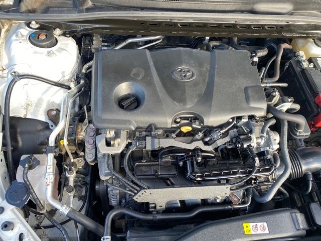 Toyota Camry SE 2023