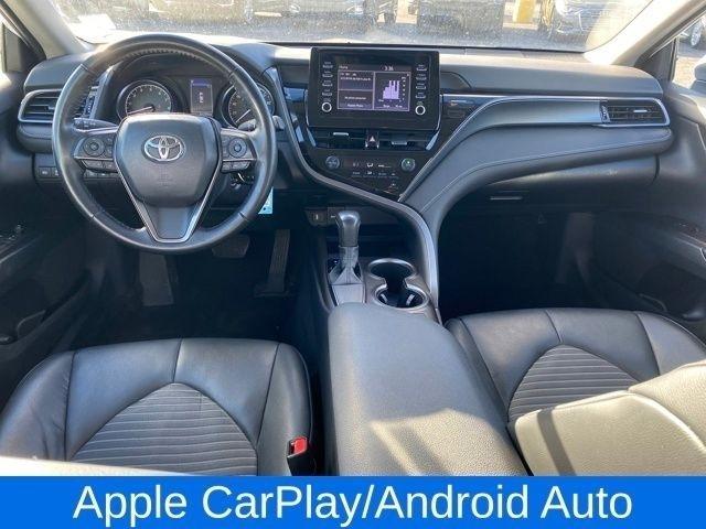 Toyota Camry SE 2023