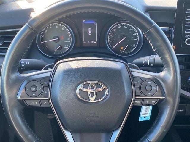 Toyota Camry SE 2023