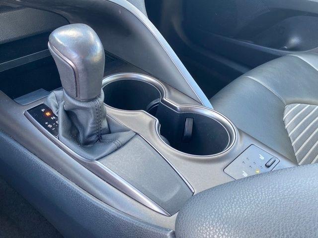 Toyota Camry SE 2023