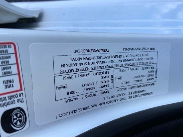 Toyota Camry SE 2023