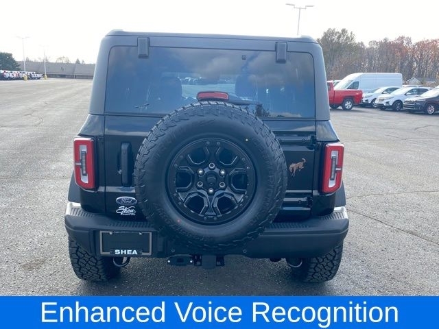 Ford Bronco Base 4-Door w/Advanced 2022