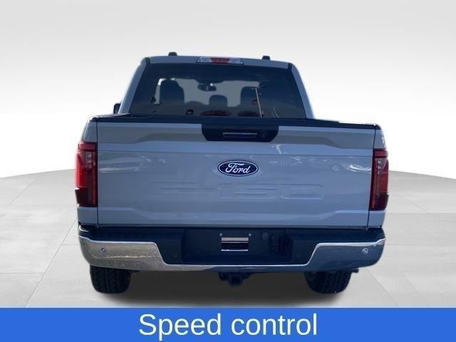 Ford F-150 XLT SuperCrew 4WD 2024