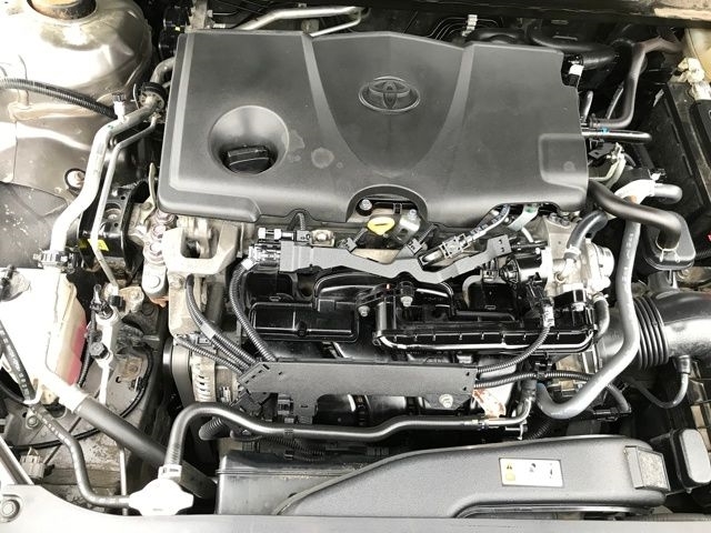 Toyota Camry SE 2023