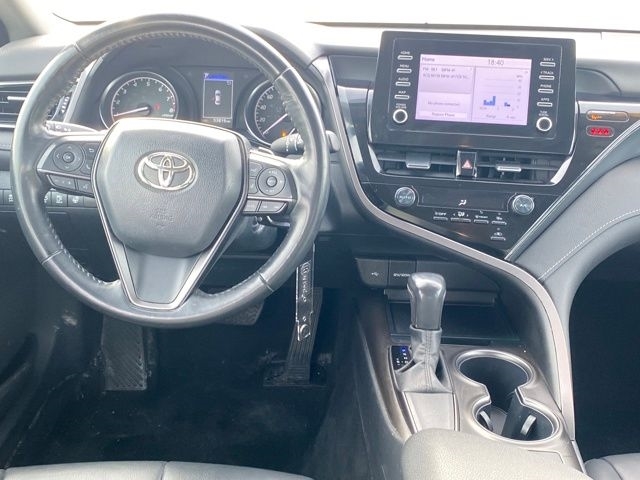 Toyota Camry SE 2023