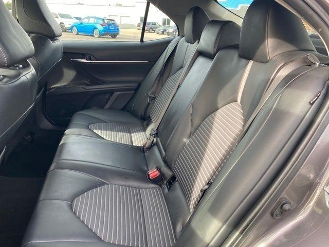 Toyota Camry SE 2023