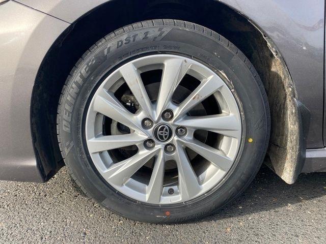 Toyota Camry SE 2023