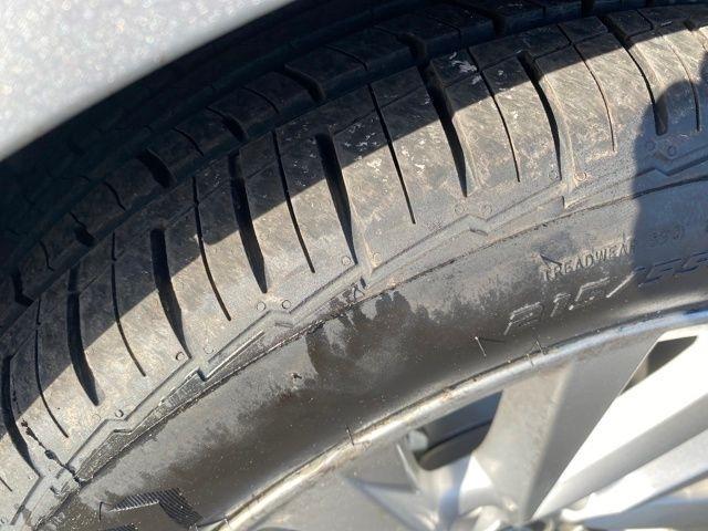 Toyota Camry SE 2023