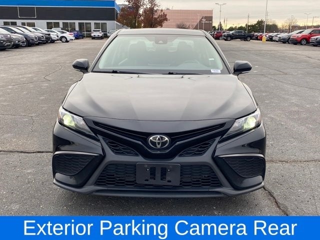Toyota Camry  2023