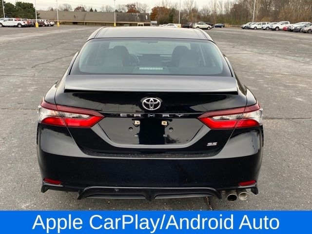 Toyota Camry  2023