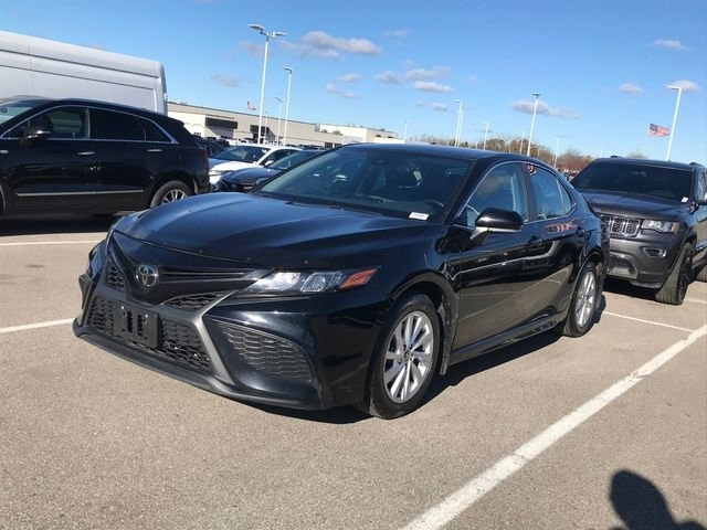 Toyota Camry  2023